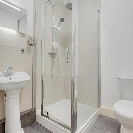 5 Bed In Ambleside Oc-Ld150 아파트 앰블사이드